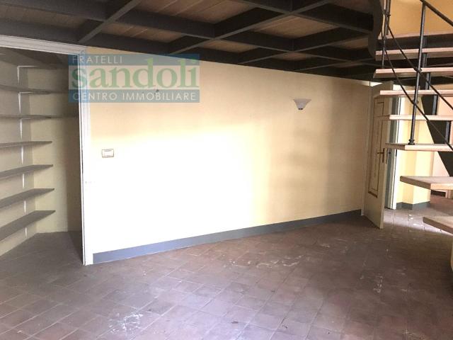 Appartamento in affitto a Vergiate, Lombardia