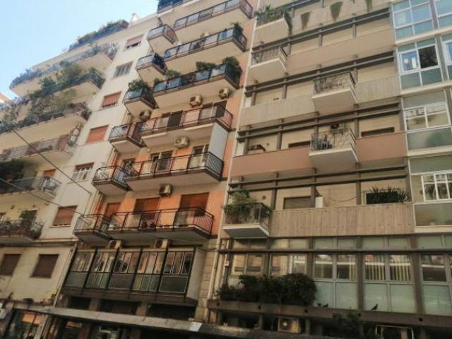 Appartamento in vendita a Municipio 1, Puglia