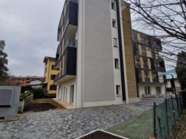 Appartamento in vendita a Bustecche, Varese