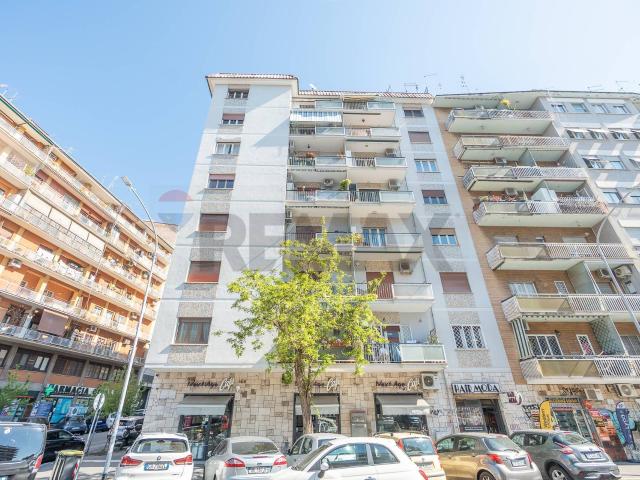 Appartamento in affitto a Axa, Roma Capitale