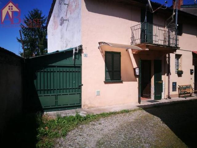 Villa Indipendente in vendita a Rosasco, Lombardia
