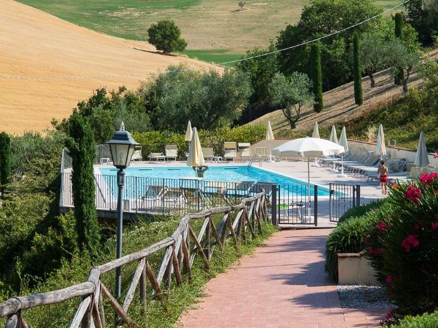 Casa in vendita a Colli al Metauro, Marche