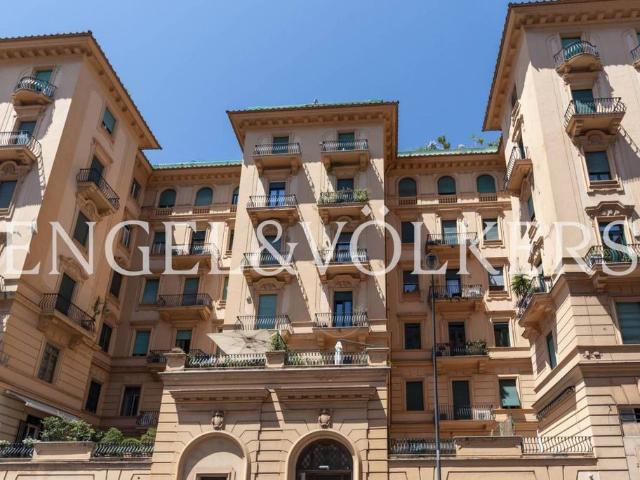 Appartamento in vendita a Municipalità 1, Campania