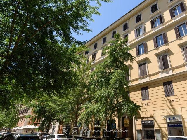 Appartamento in vendita a Municipio Roma I, Roma Capitale