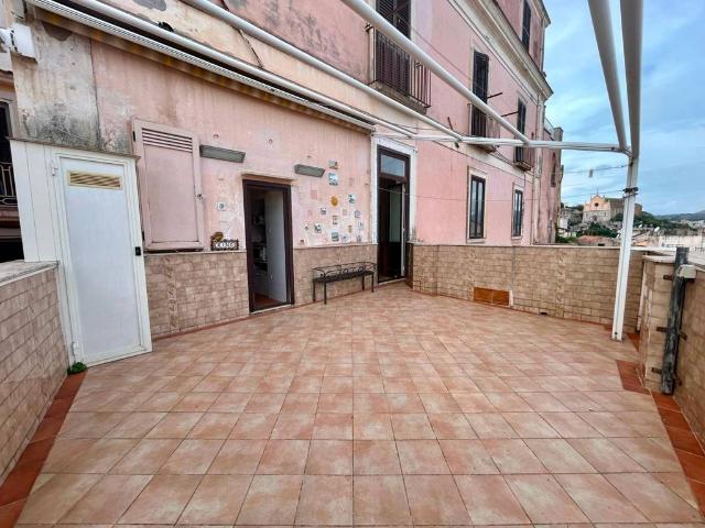 Appartamento in vendita a Gaeta Medievale, Gaeta