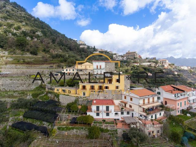 Appartamento in vendita a Scala, Campania