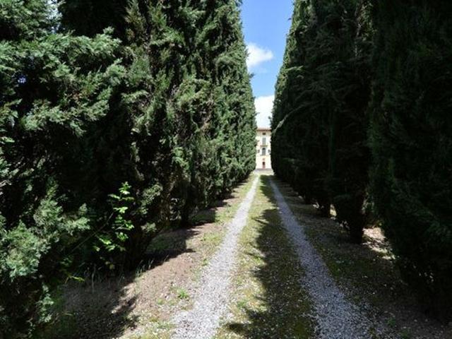 Appartamento in vendita a Ravacciano, Siena
