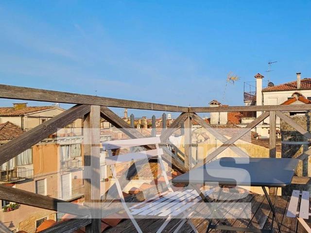 Appartamento in vendita a Venezia-Murano-Burano, Venezia