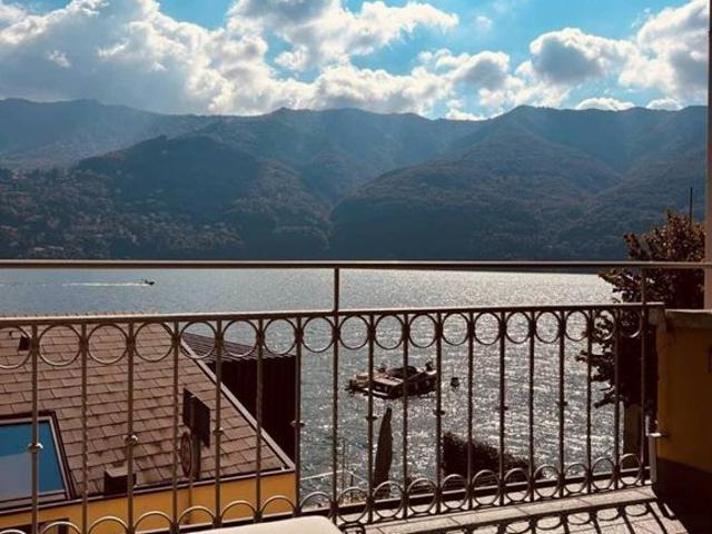 Appartamento in vendita a Laglio, Lombardia