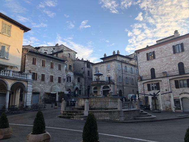 Appartamento in vendita a Assisi, Umbria