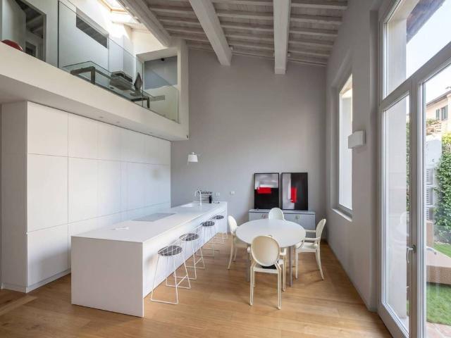 Appartamento in vendita a Due Strade, Firenze