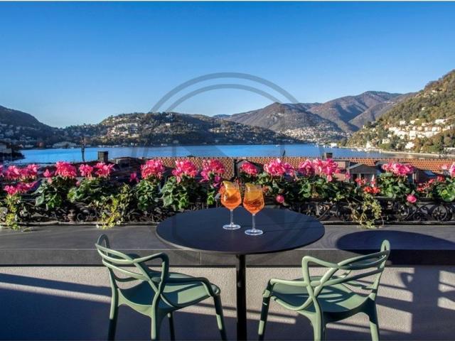 Appartamento in vendita a Como