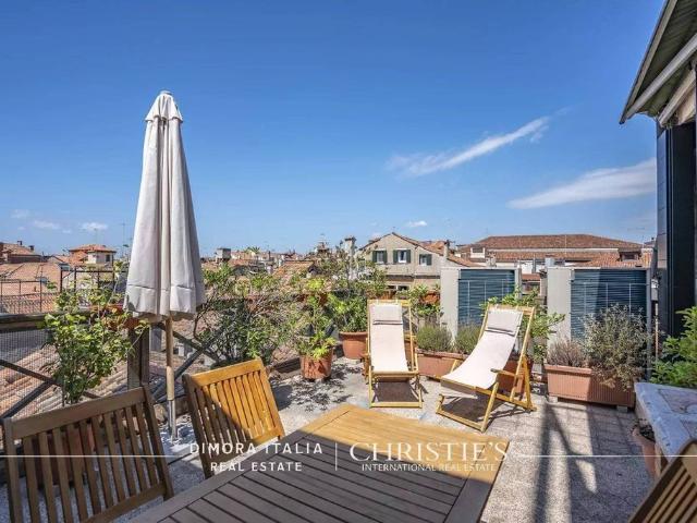 Appartamento in vendita a Venezia-Murano-Burano, Venezia