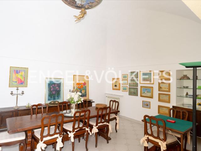 Casa in vendita a Zuccarello, Savona