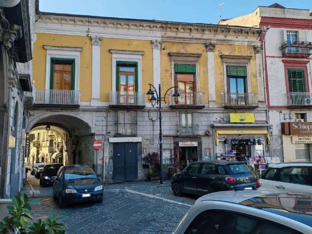 Appartamento in vendita a Gragnano, Campania