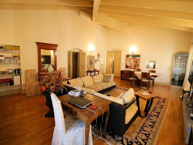 Appartamento in vendita a Pistoia, Toscana