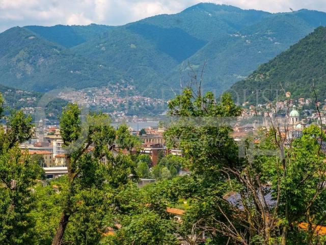 Appartamento in vendita a Sant'Abbondio, Como