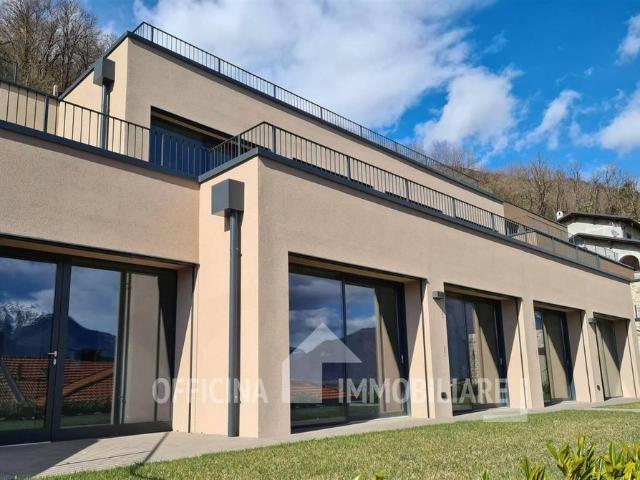 Appartamento in vendita a Cinque Case, Gera Lario