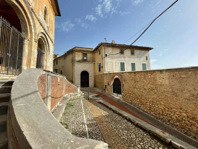 Appartamento in vendita a Veroli, Lazio