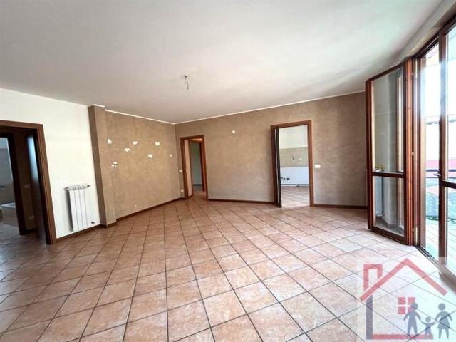 Appartamento in vendita a Limido Comasco, Como