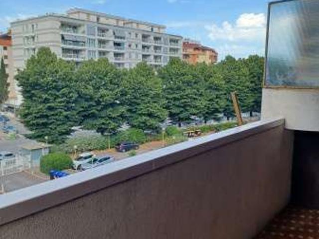 Appartamento in affitto a Municipio Roma IX, Roma Capitale