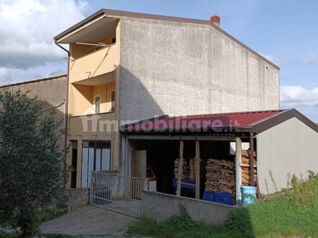 Appartamento in affitto a Latronico, Basilicata