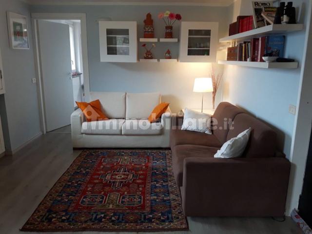 Appartamento in affitto a Challand Saint Anselme, Aosta