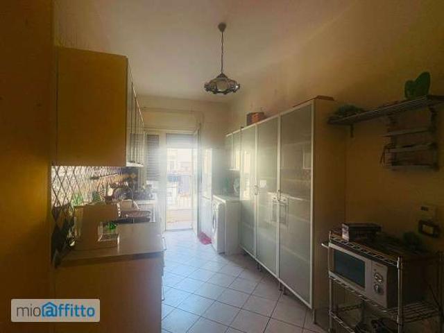 Appartamento in affitto a Municipalità 10, Campania