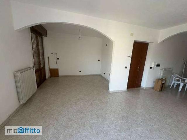 Appartamento in affitto a Gambatesa, Molise