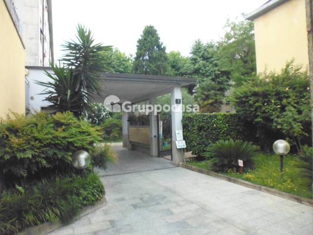 Appartamento in affitto a Municipio 8 di Milano, Milano