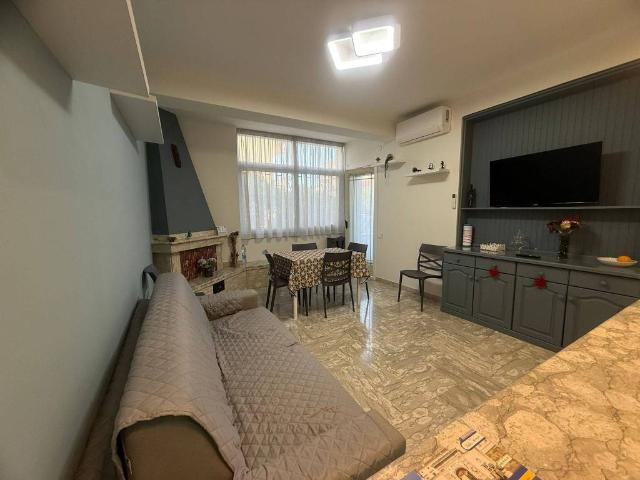 Appartamento in affitto a Acerra, Campania