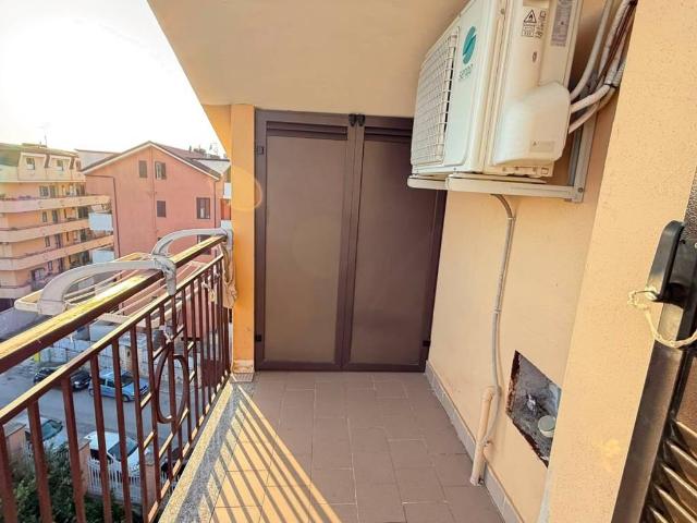 Appartamento in affitto a Acerra, Campania