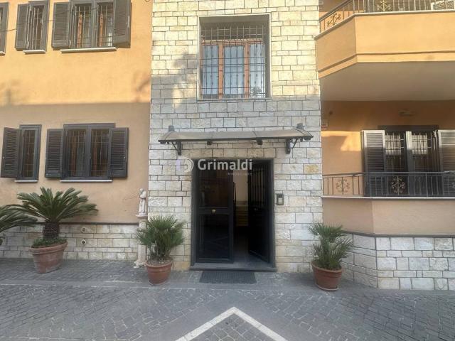 Appartamento in affitto a Acerra, Campania
