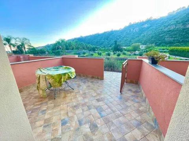 Appartamento in affitto a Acireale, Sicilia