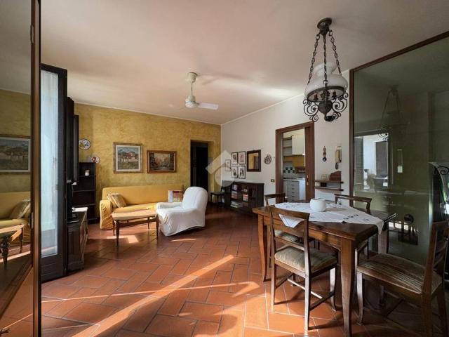 Appartamento in affitto a Adrara San Martino, Lombardia