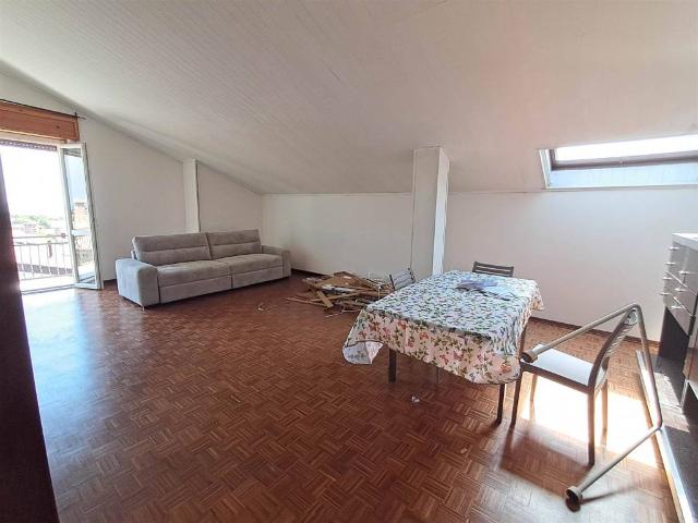 Appartamento in affitto a Agazzano, Reggio Emilia