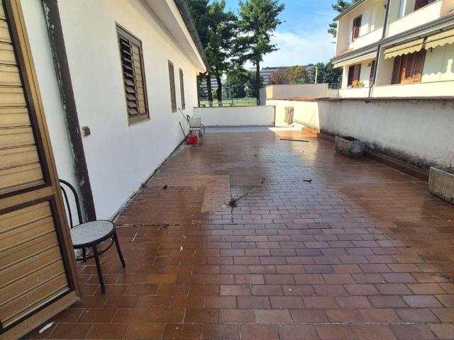 Appartamento in affitto a Agrate Brianza, Lombardia