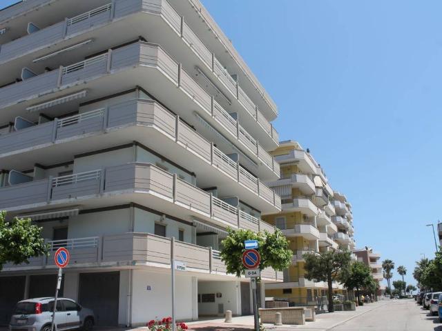 Appartamento in affitto a Unione dei Comuni della Val Vibrata, Alba Adriatica