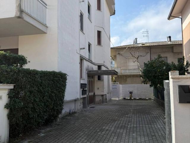 Appartamento in affitto a Unione dei Comuni della Val Vibrata, Alba Adriatica