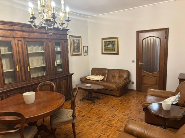 Appartamento in affitto a Borgo Piave, Alba