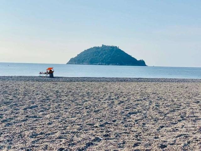 Appartamento in affitto a Albenga, Liguria