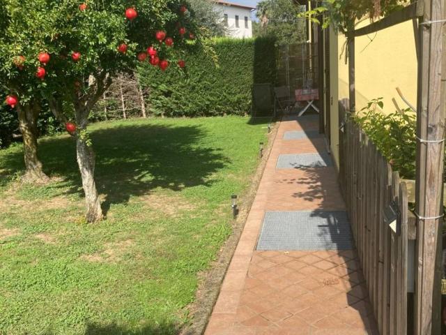 Appartamento in affitto a Albiolo, Como