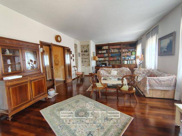 Appartamento in affitto a Passetto, Marche