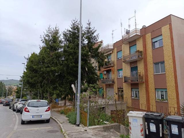 Appartamento in affitto a Marche, Ancona