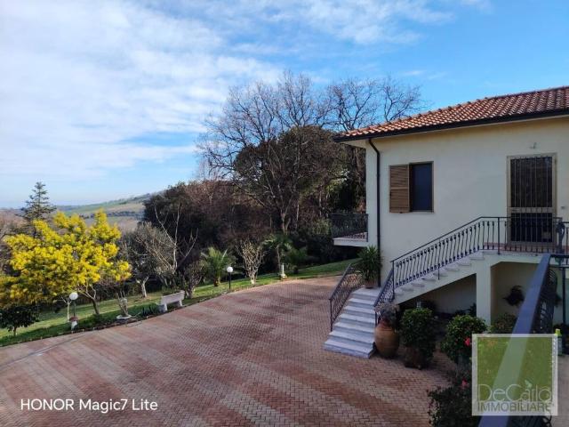 Appartamento in affitto a Cardeto, Marche