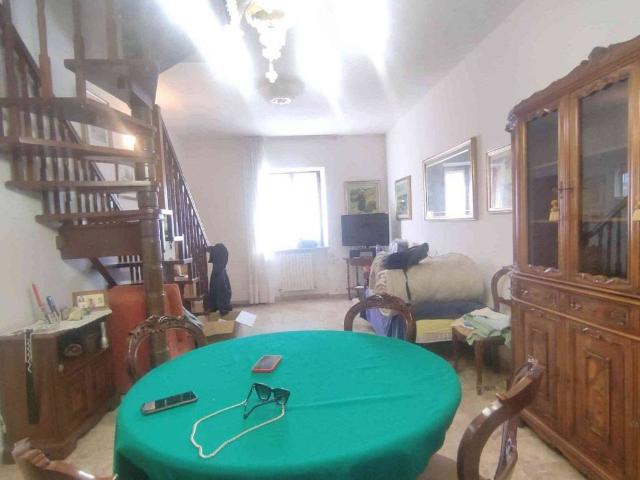 Appartamento in affitto a Marche, Ancona