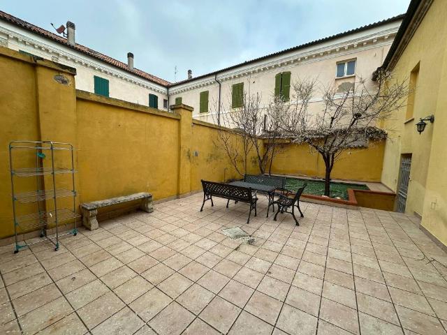 Appartamento in affitto a Marche, Ancona