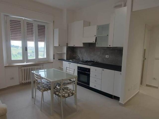 Appartamento in affitto a Marche, Ancona