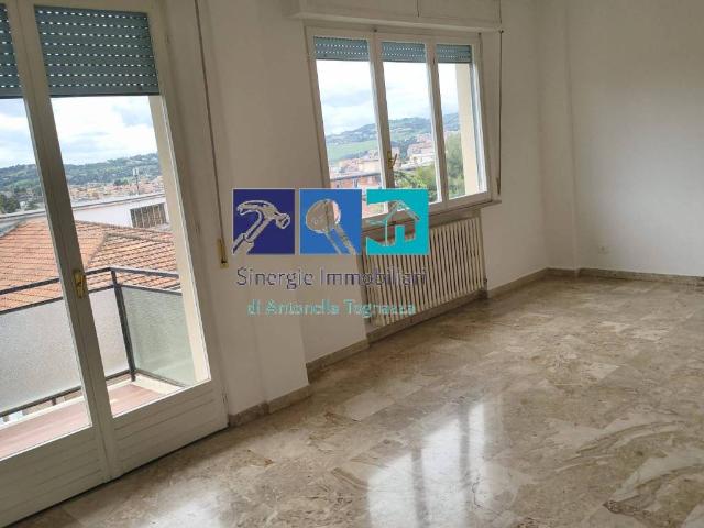 Appartamento in affitto a Montemarino, Marche