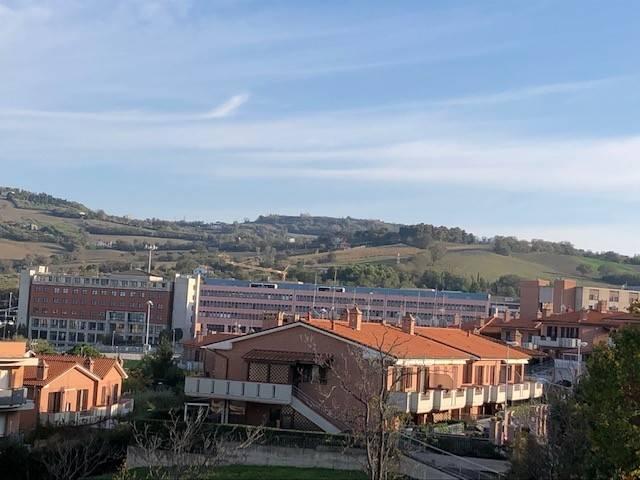 Appartamento in affitto a Marche, Ancona